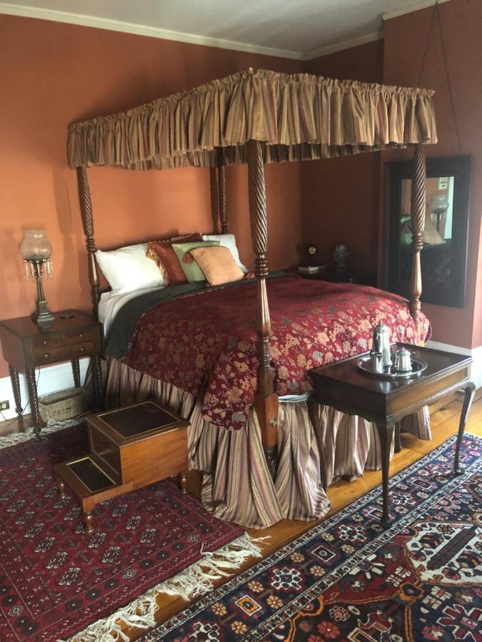 Oakcliff Bed And Breakfast Halfmoon Exteriör bild