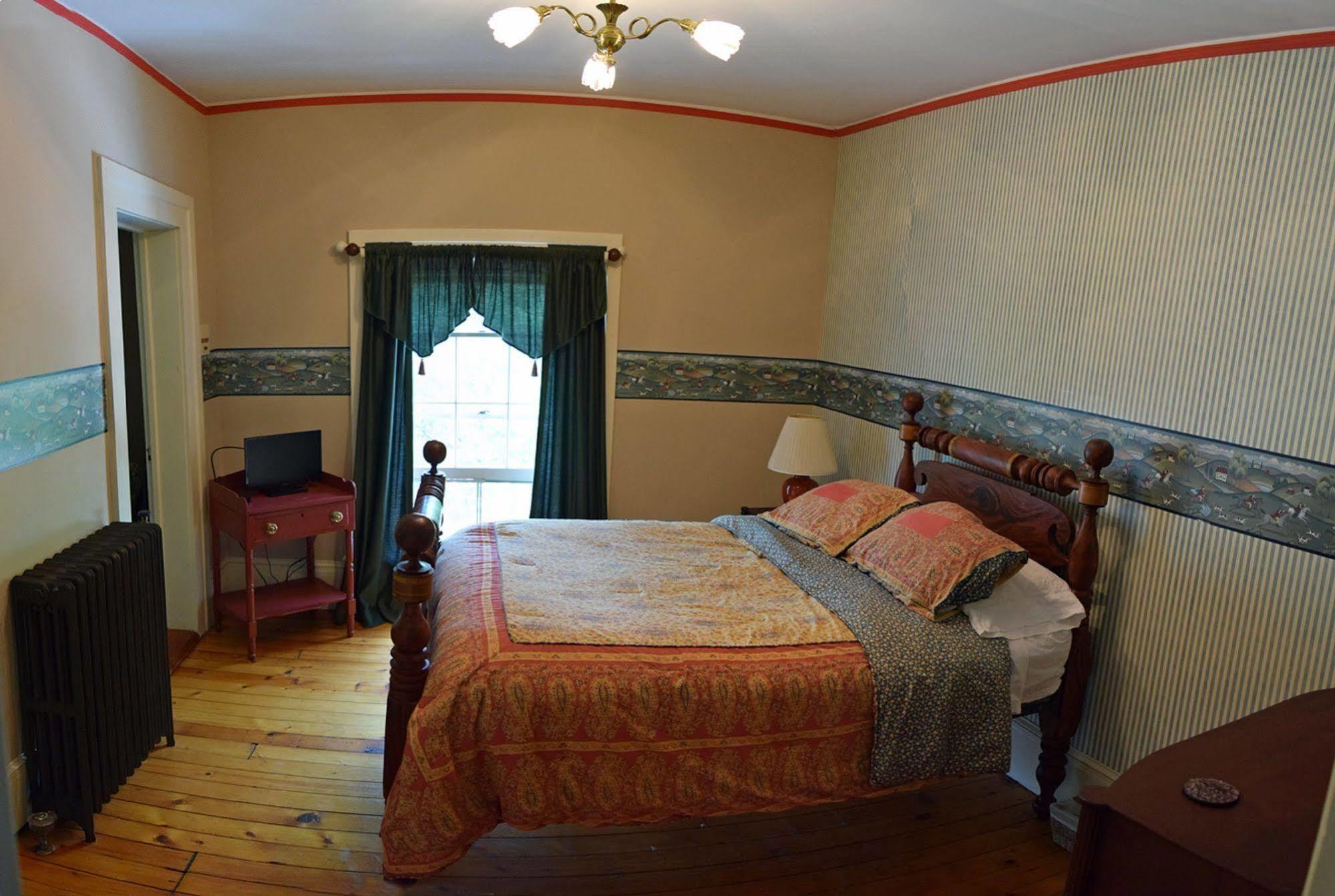 Oakcliff Bed And Breakfast Halfmoon Exteriör bild